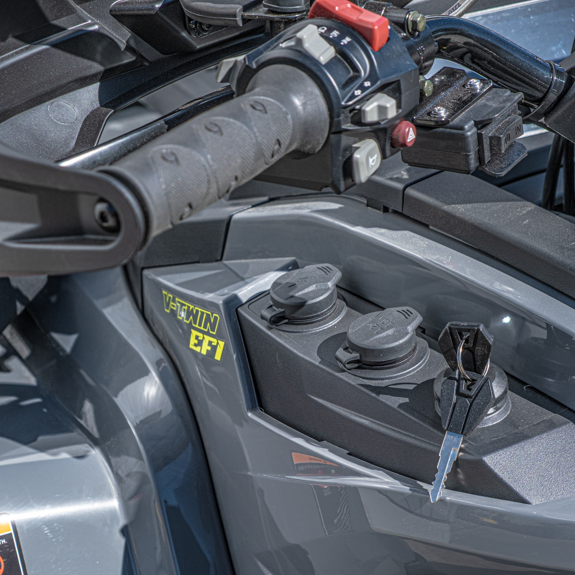 UPMOTO TCROSSER 1000L EPS T3b GREY