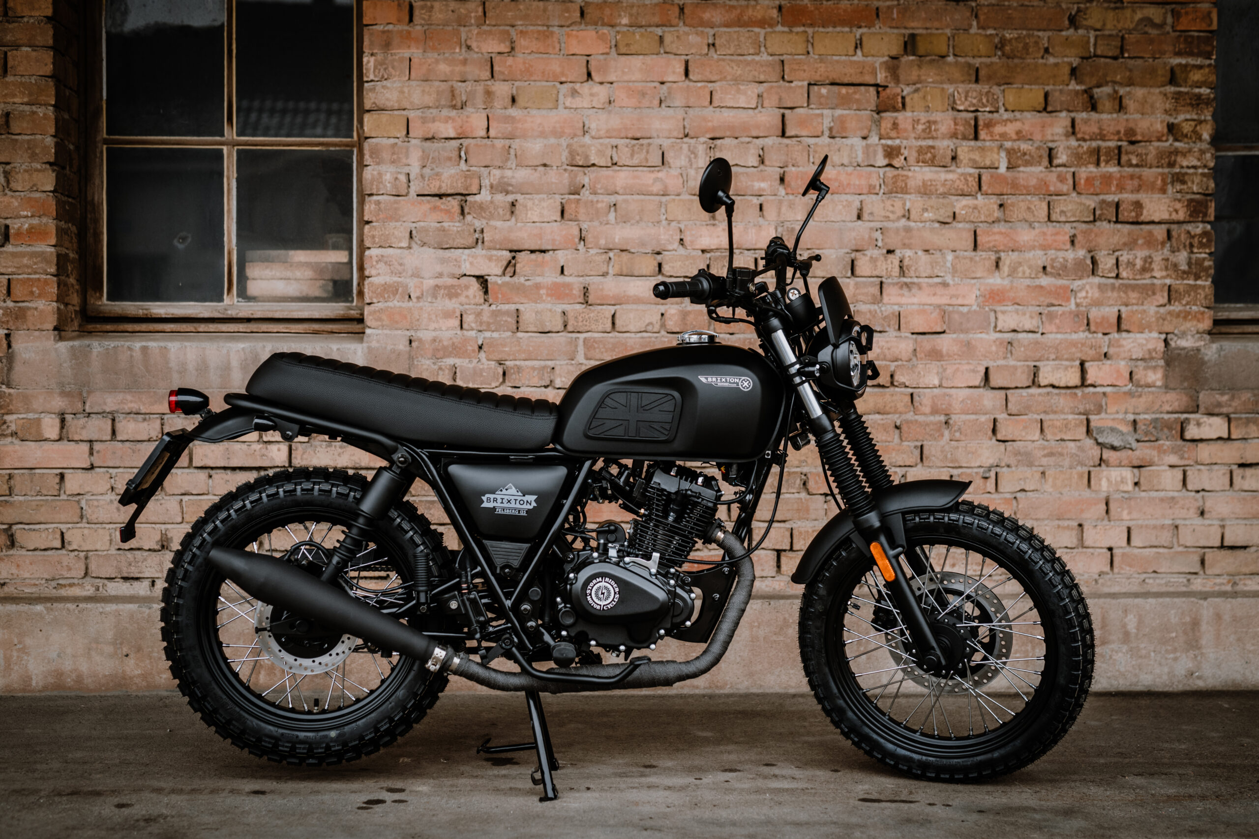 BRIXTON FELSBERG 125 ABS BACKSTAGE BLACK MATT EURO 5+