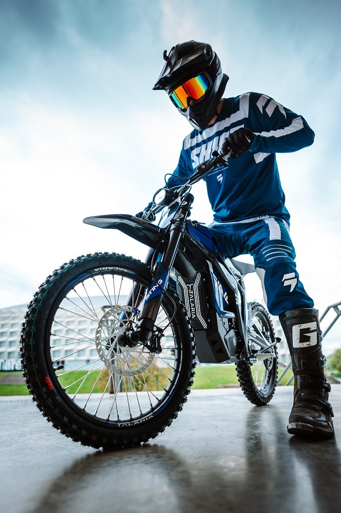 TALARIA STING R TL4000MX ELEKTRINIS MOTOCIKLAS BLACK/ BLUE 60V/45Ah